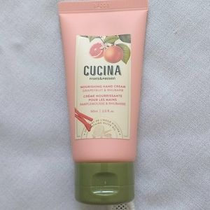 Cucina Fruits and Passion Nourishing Hand Cream - Grapefruit and Rhubarb